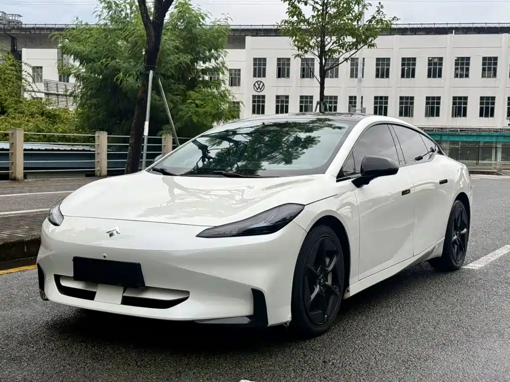Hyper GT