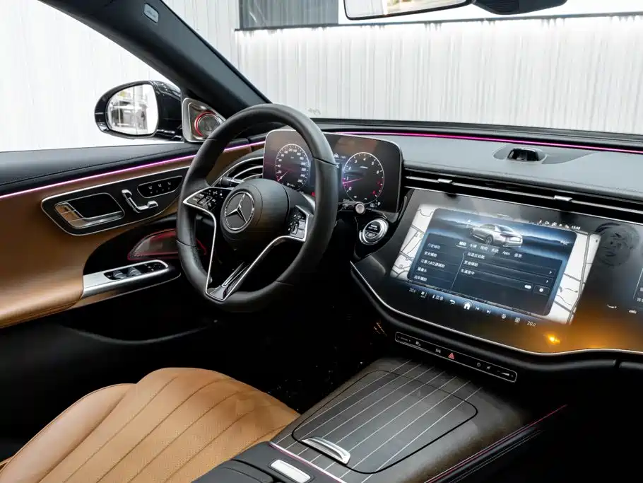 Mercedes-Benz E-Class — миниатюра 25