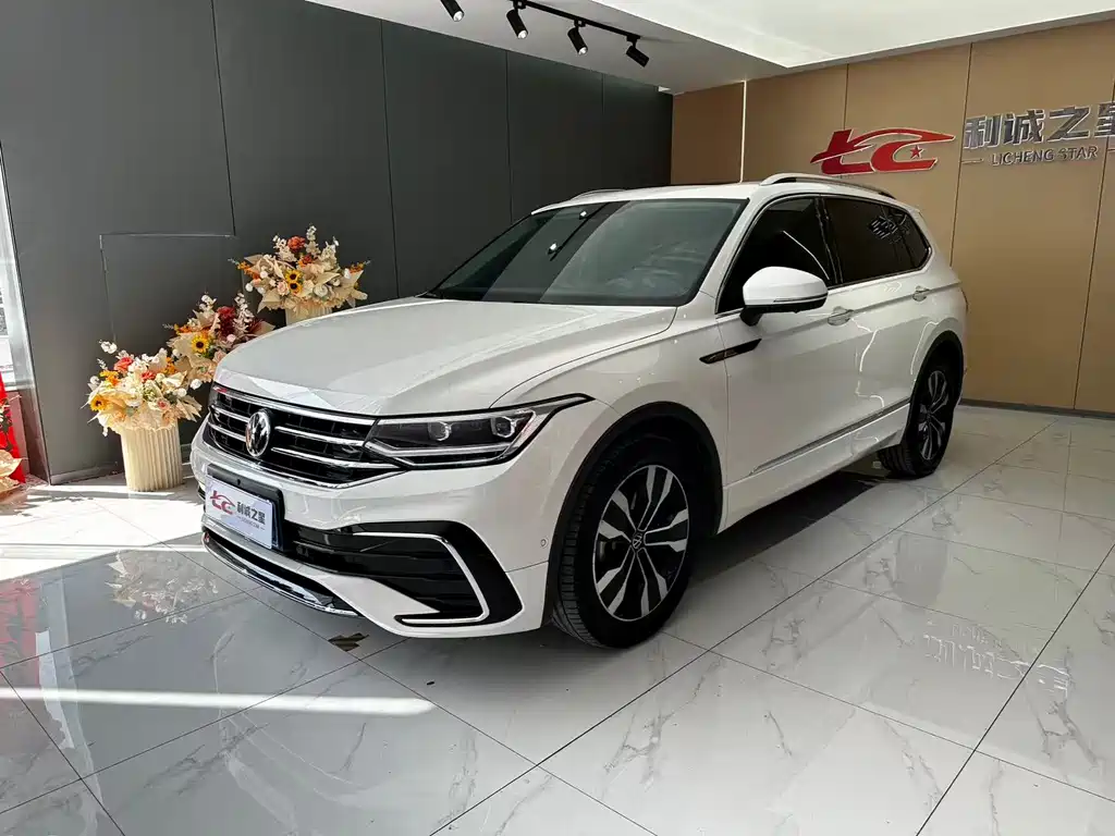 Volkswagen Tiguan L 2022