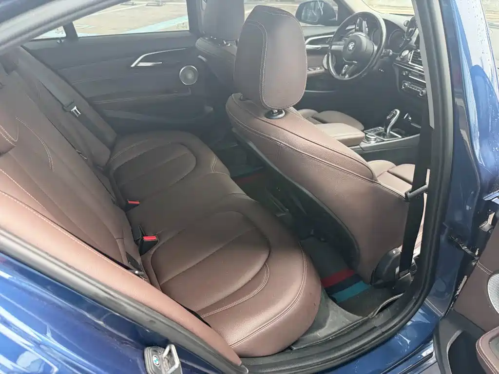 BMW 1 Series — миниатюра 11