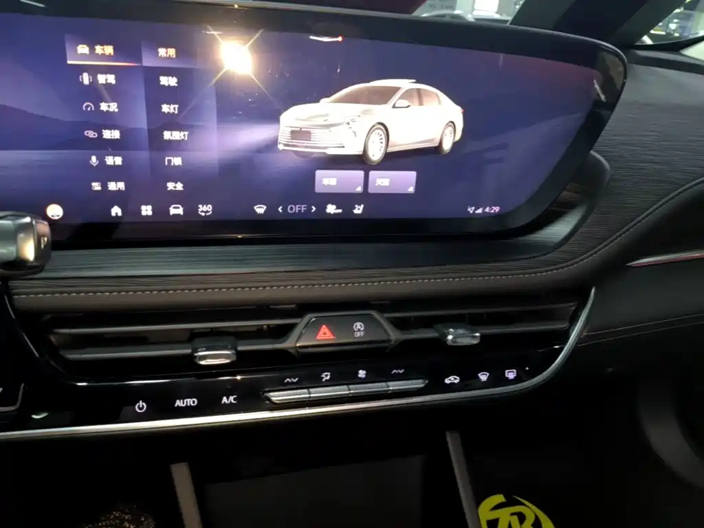 Buick LaCrosse — миниатюра 13