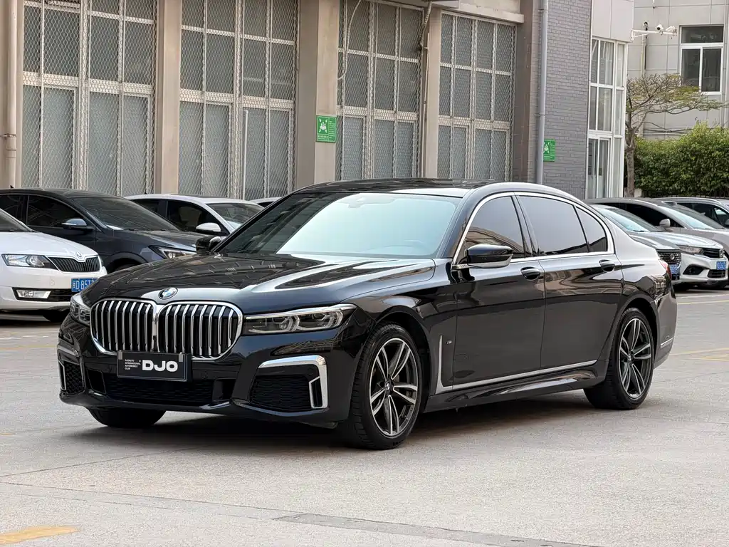 BMW 7 Series 2021