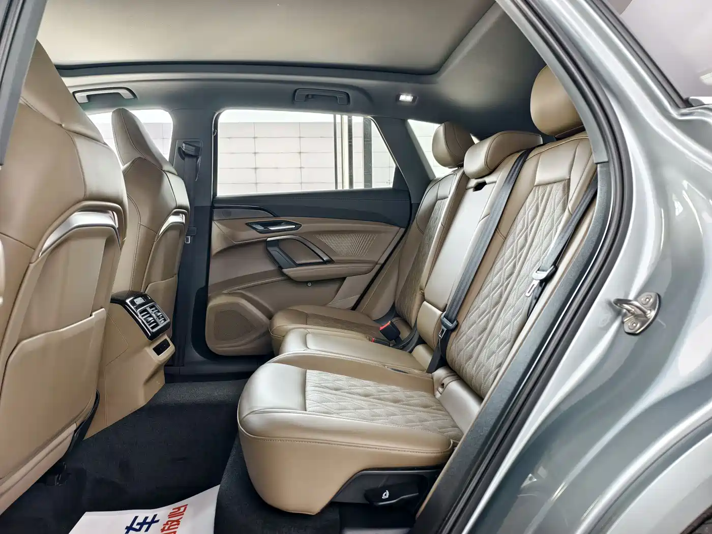 Audi Q5L 2025 Синий из Китая, фото 6