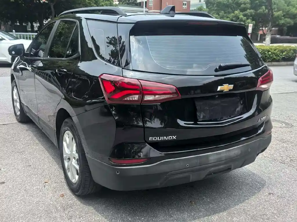 Chevrolet Equinox — миниатюра 7