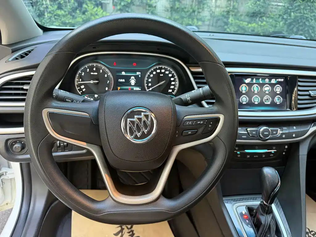 Buick Excelle — миниатюра 13