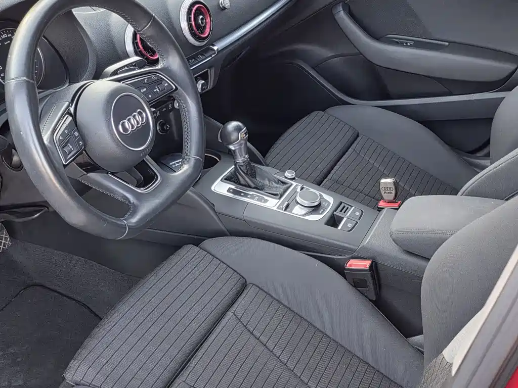 Audi A3 — миниатюра 10