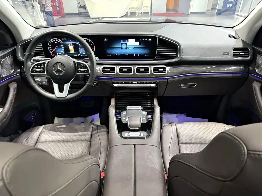 Mercedes-Benz GLS — миниатюра 6
