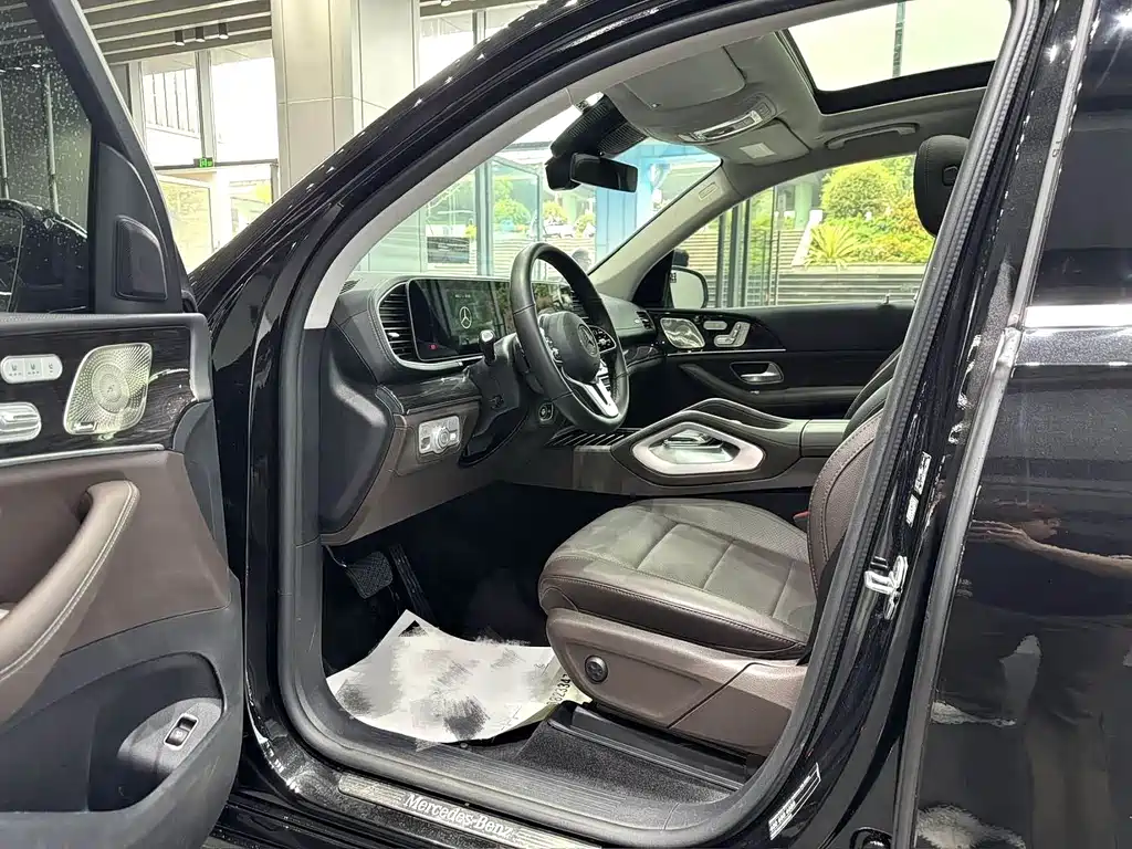 Mercedes-Benz GLS — миниатюра 5