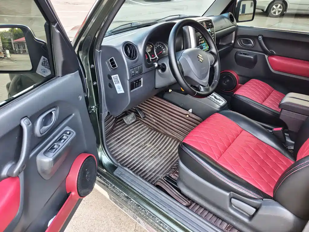 Suzuki Jimny — миниатюра 7