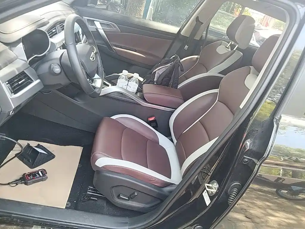 Geely Boyue — миниатюра 15