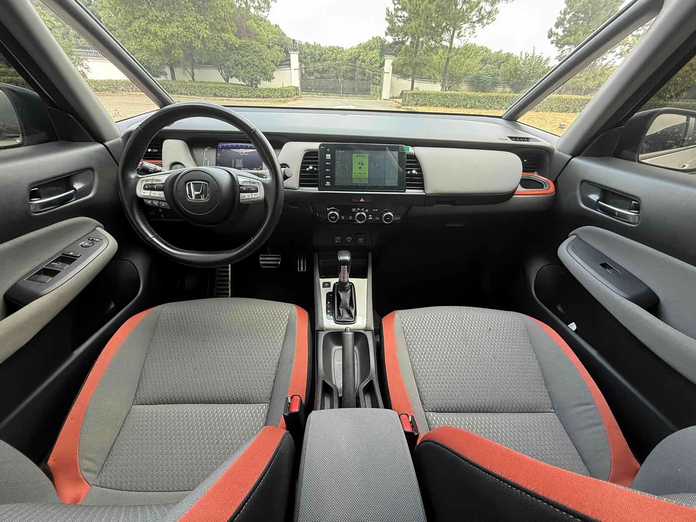 Honda Life 1.5 л 2024 г. Белый, пробег 24000 км