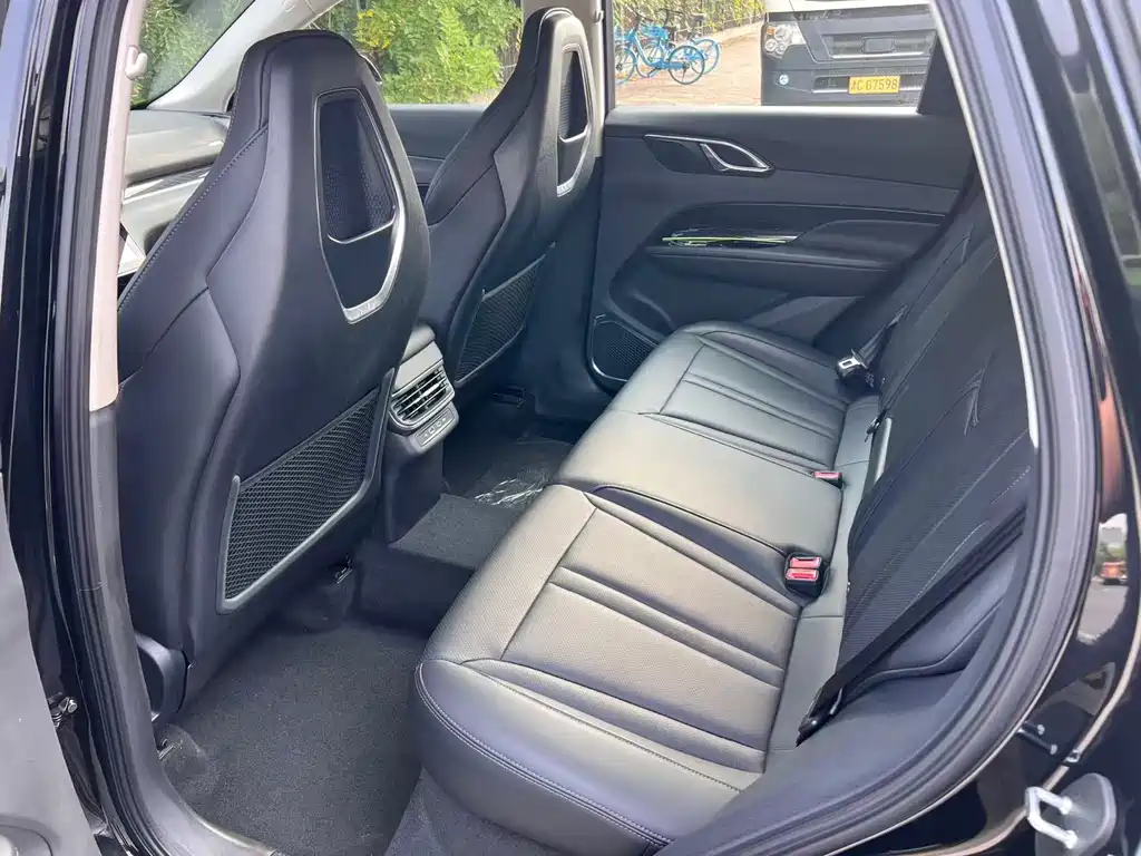 Hongqi Hongqi HS3 PHEV — миниатюра 20