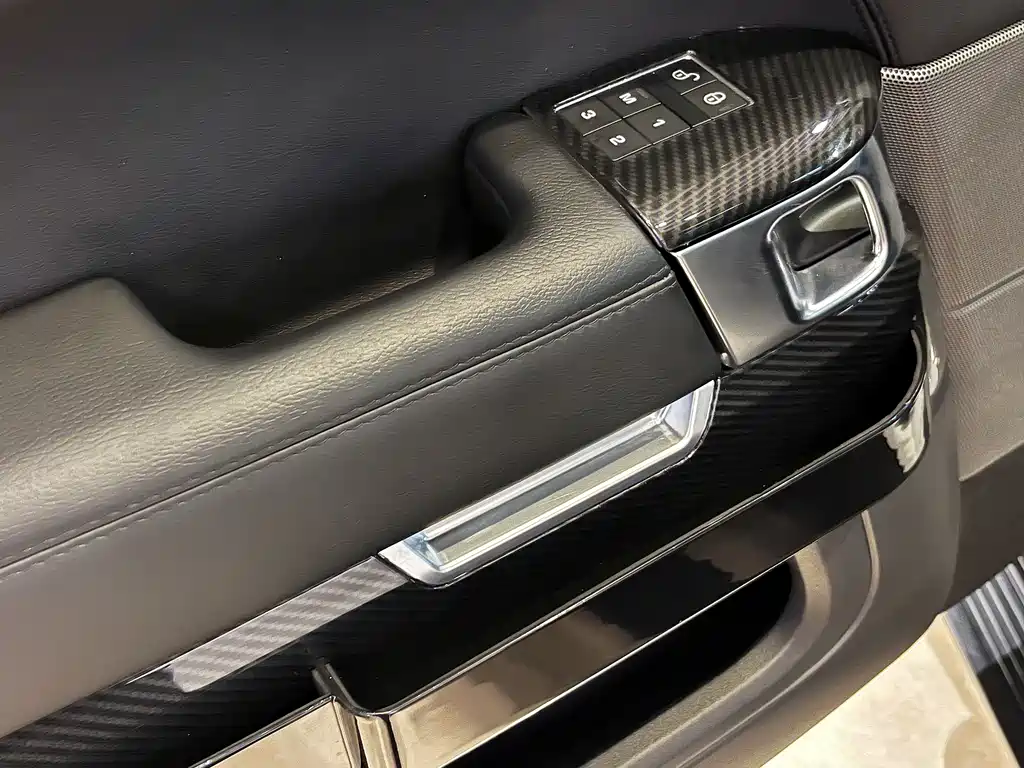 Land Rover Sport — миниатюра 10