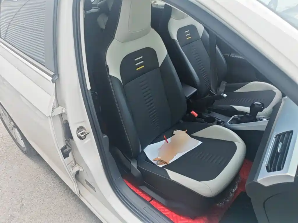 Volkswagen Polo — миниатюра 25