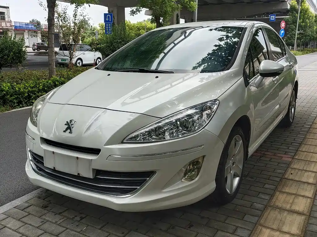 Peugeot 408 2014