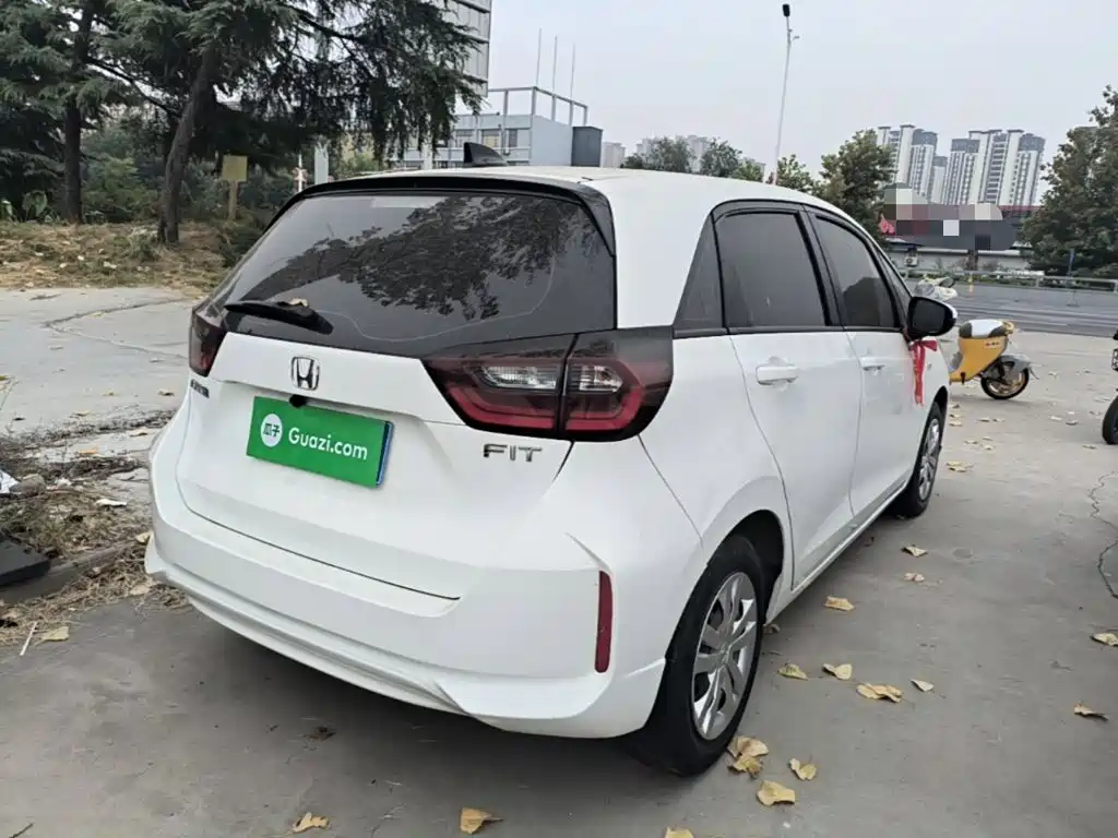 Honda Fit — миниатюра 7