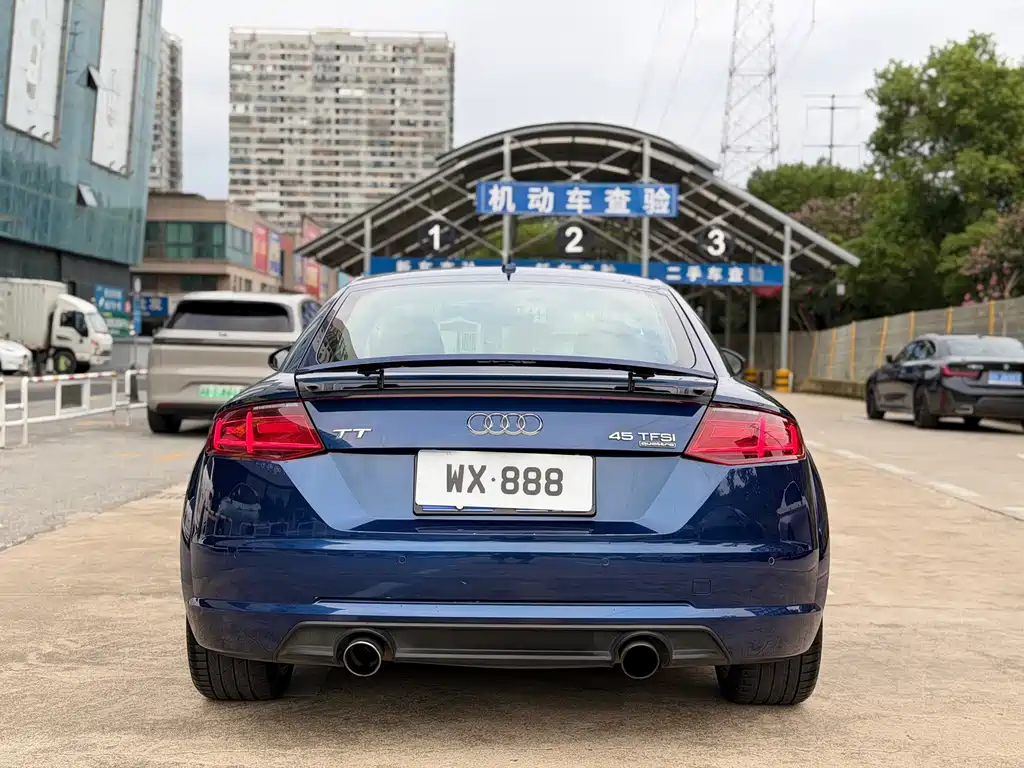 Audi TT — миниатюра 4
