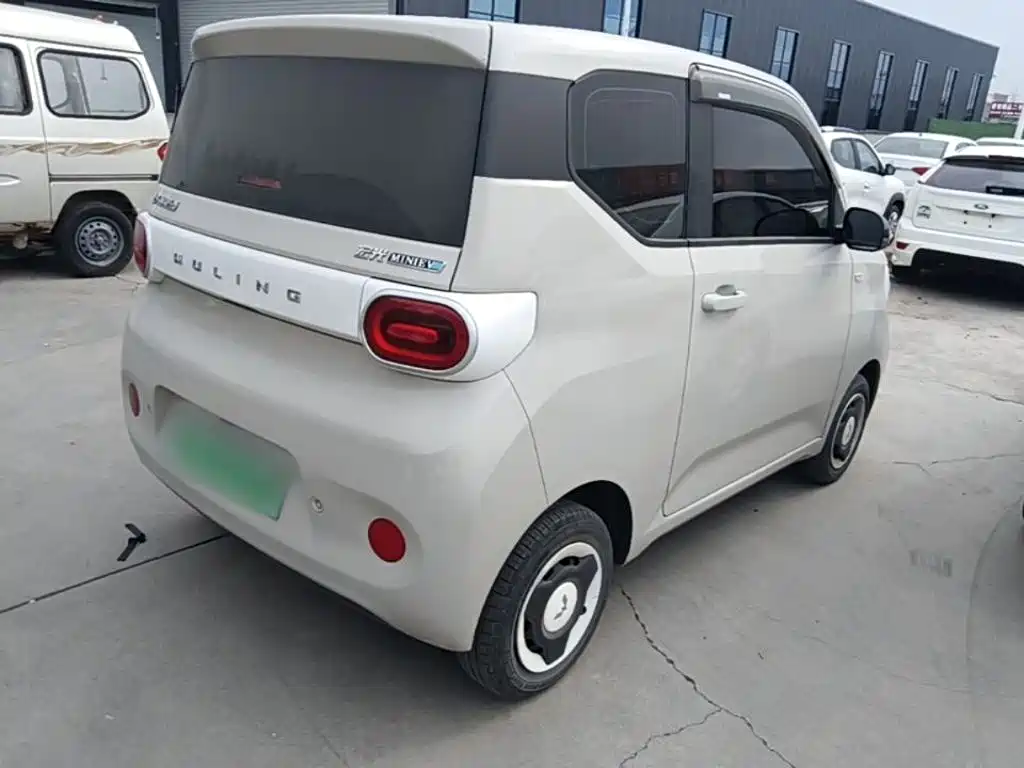 Wuling MINIEV — миниатюра 7