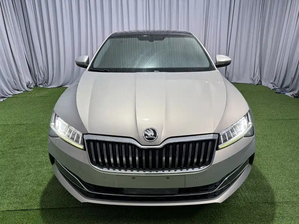 Skoda Superb TSI280 DSG Premium