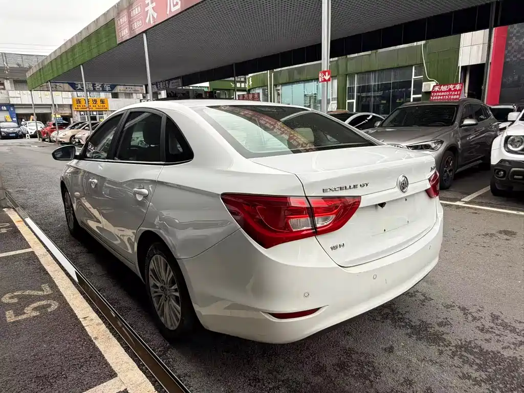 Buick Excelle 2016 15N MT Luxury