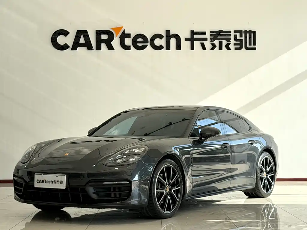 Porsche Panamera 2024