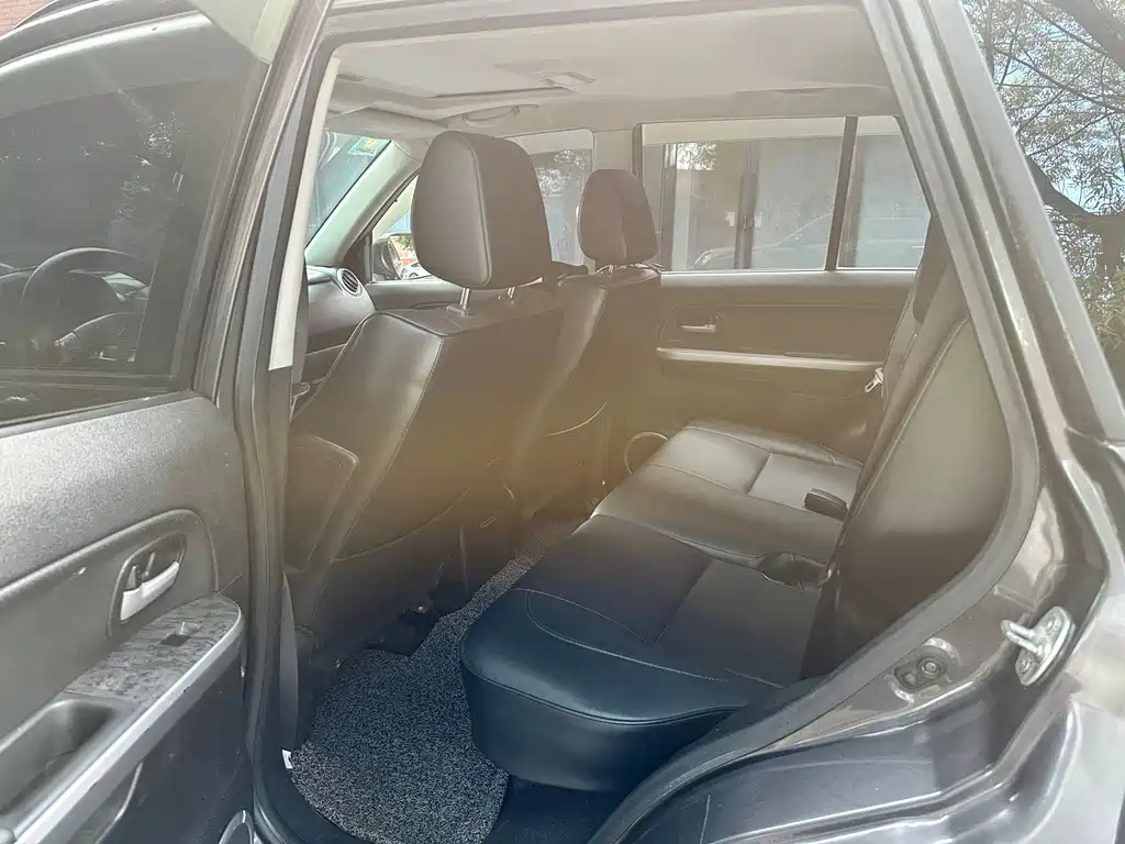 Suzuki Grand Vitara — миниатюра 13