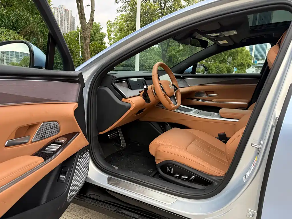 BYD Han L — миниатюра 6