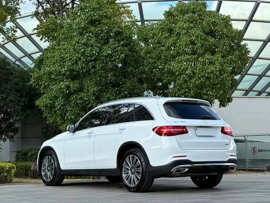 Mercedes-Benz GLC — миниатюра 9