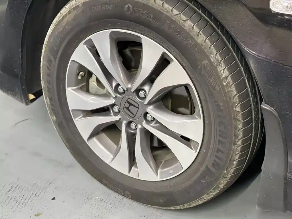 Honda Accord — миниатюра 10