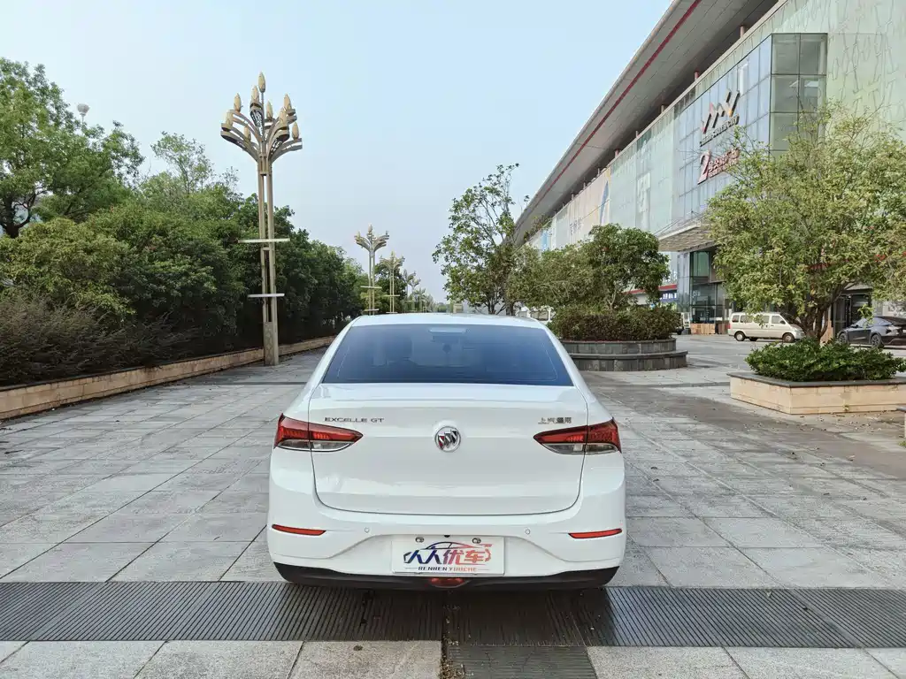Buick Excelle — миниатюра 7