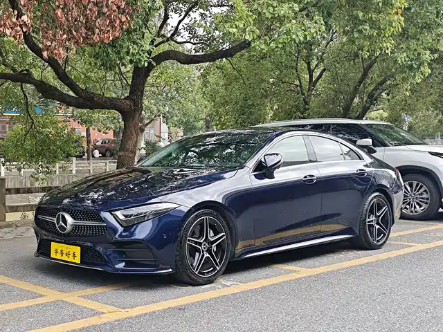 MERCEDES-BENZ CLS