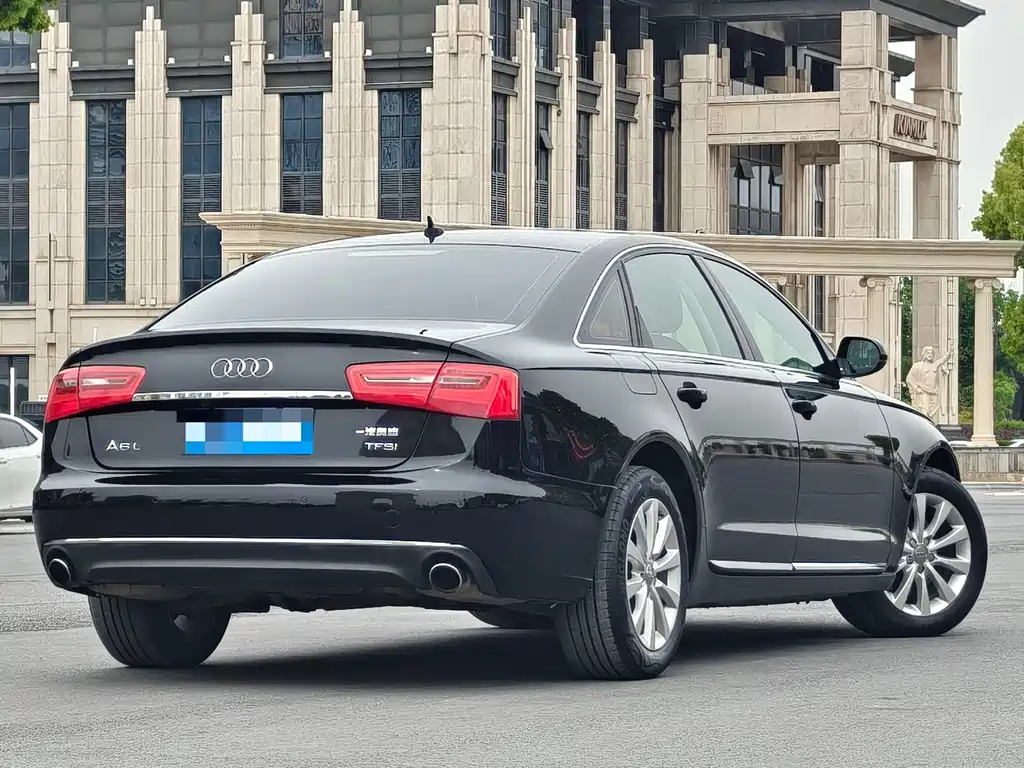 Audi A6L — миниатюра 6