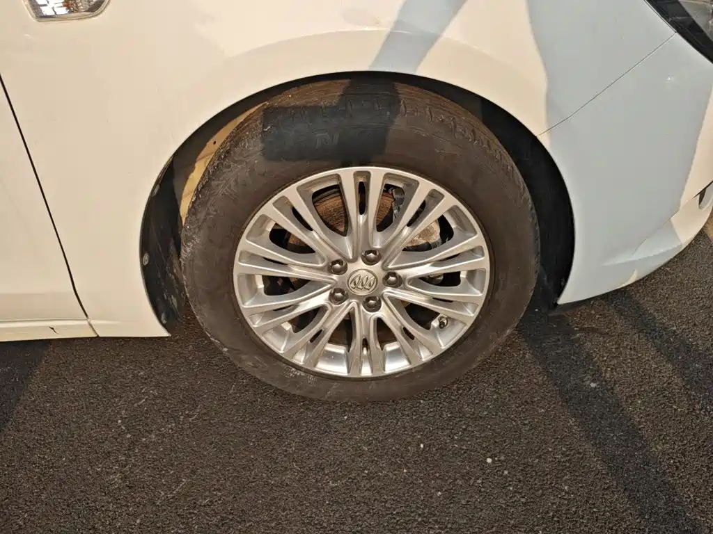 Buick Excelle — миниатюра 24