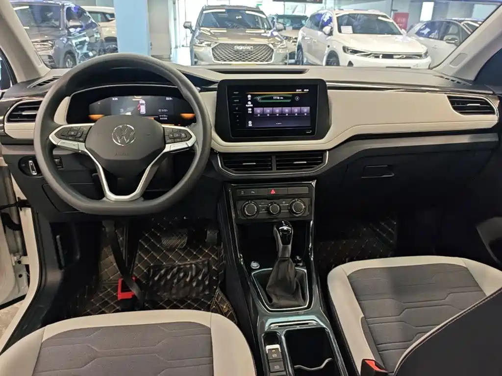 Volkswagen Tharu — миниатюра 10