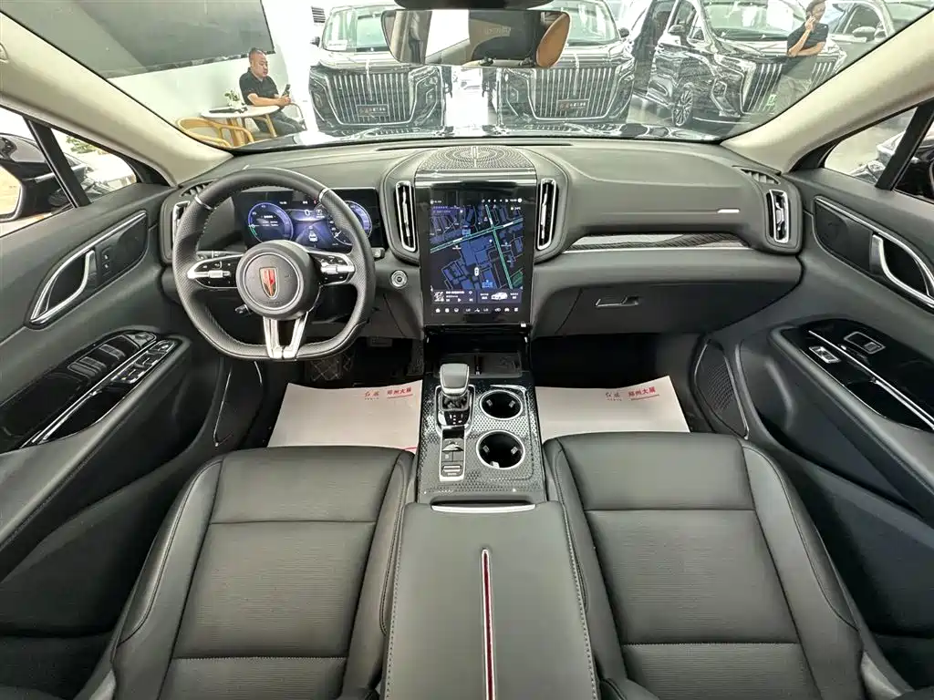 Hongqi Hongqi HS3 PHEV — миниатюра 13