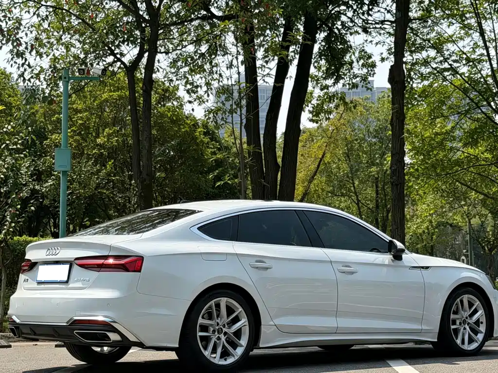 Audi A5 (Import) — миниатюра 7