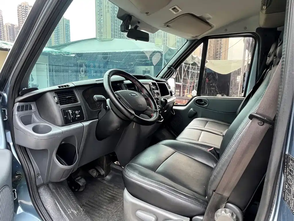 Ford Transit Custom — миниатюра 7
