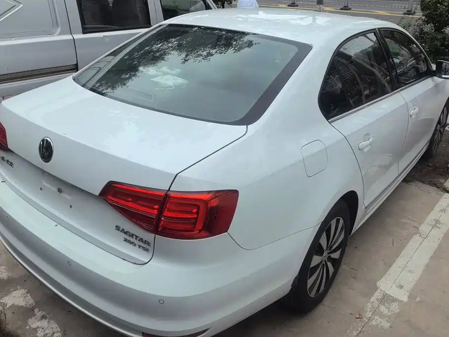 Volkswagen Sagitar 2018 280TSI DSG Comfort