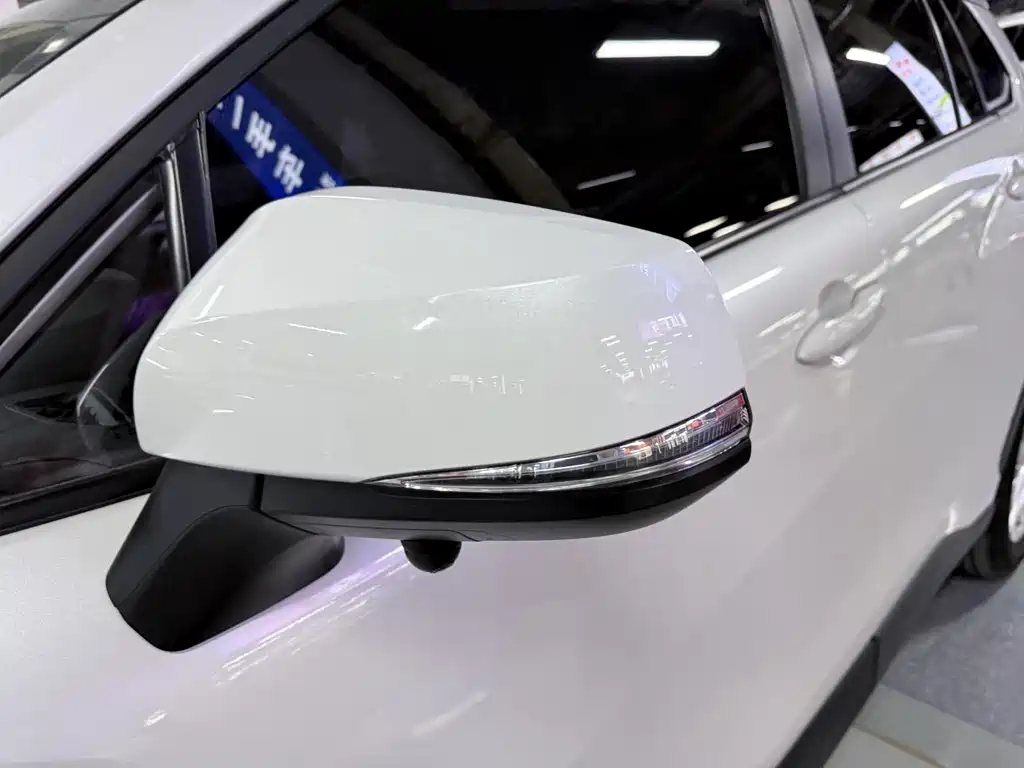 Toyota Corolla Cross — миниатюра 6