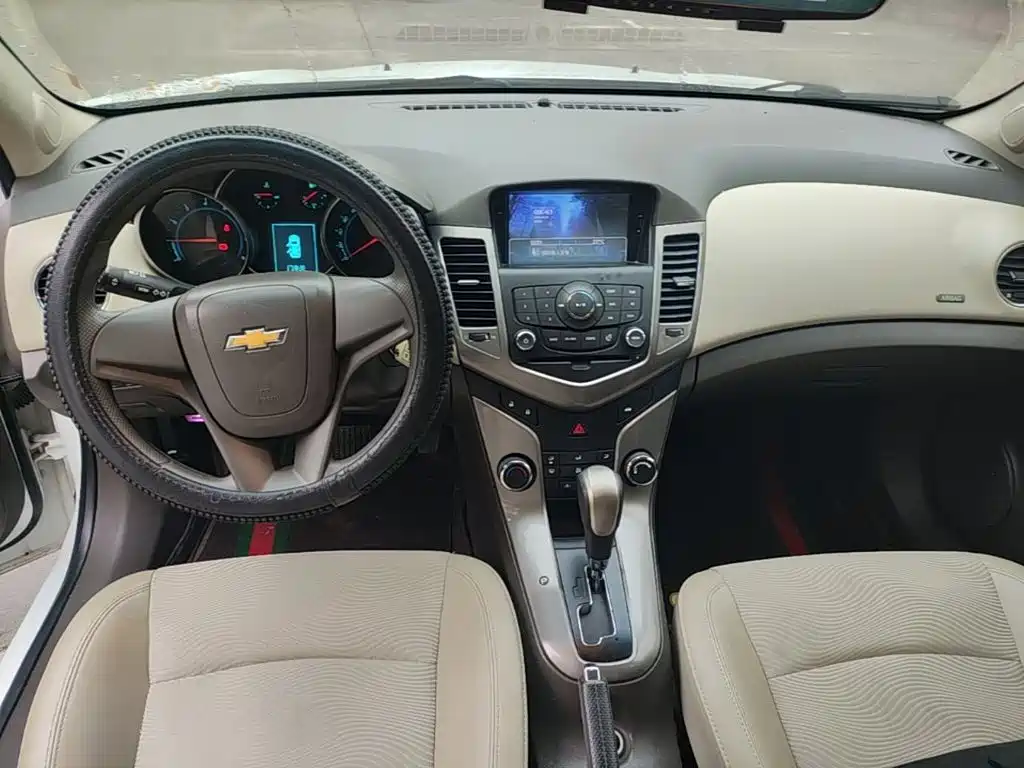 Chevrolet Cruze — миниатюра 10