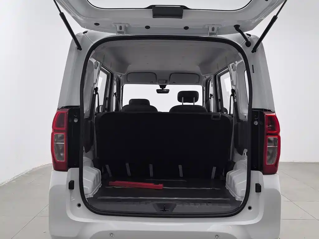 Wuling Zhiguang EV — миниатюра 16