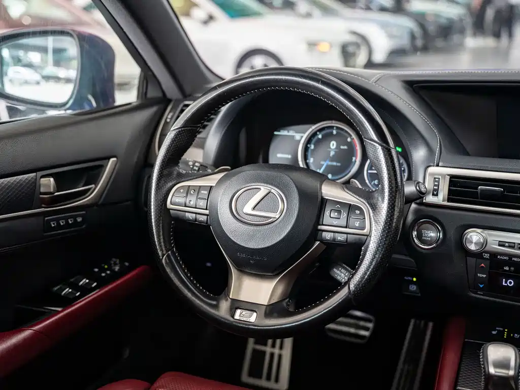 Lexus GS — миниатюра 12