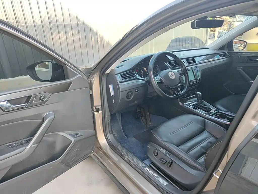 Volkswagen Passat — миниатюра 16