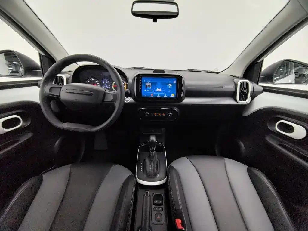Roewe Clever — миниатюра 5