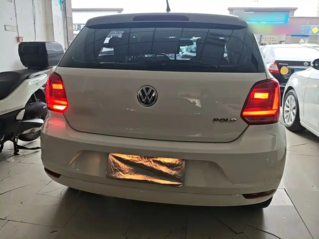 Volkswagen Polo — миниатюра 6
