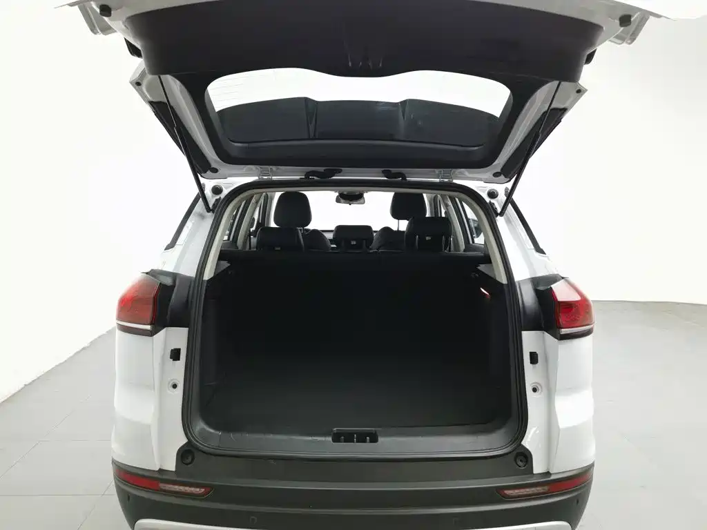 Geely Boyue — миниатюра 16