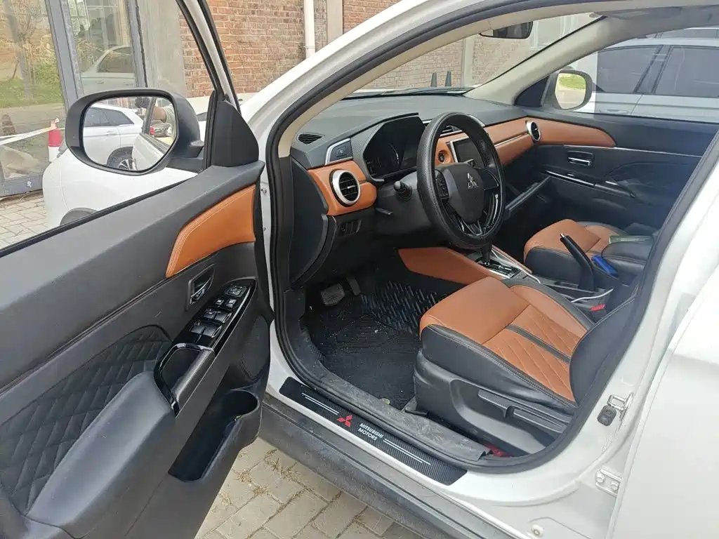 Mitsubishi ASX — миниатюра 12