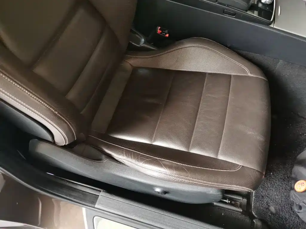 Mercedes-Benz E-Class (Import) — миниатюра 25