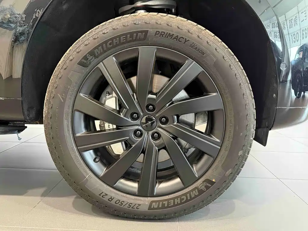 Land Rover Range Rover — миниатюра 4