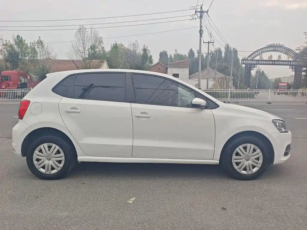 Volkswagen Polo — миниатюра 3